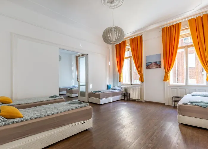 Anker Center By Stn * Budapesta