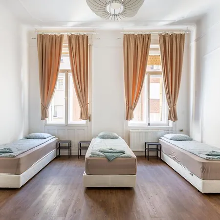 Apartment Anker Center By Stn Budapest