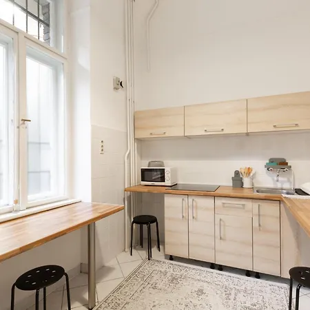 Anker Center By Stn Apartment Budapest