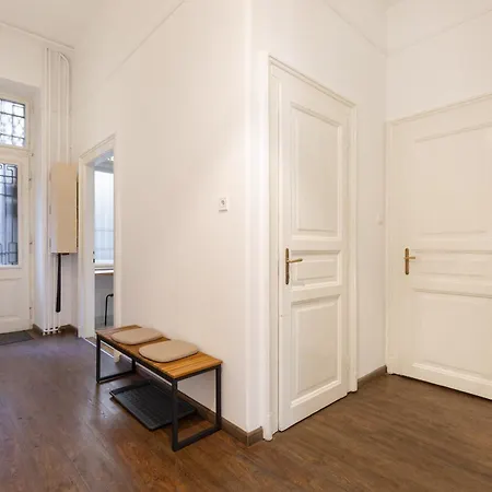 Apartment Anker Center By Stn Budapest
